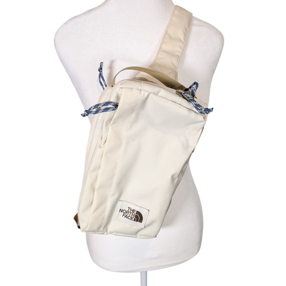 The North Face Field Bag Cream Tan Sling Crossbody Backpack NF0A3KZS
